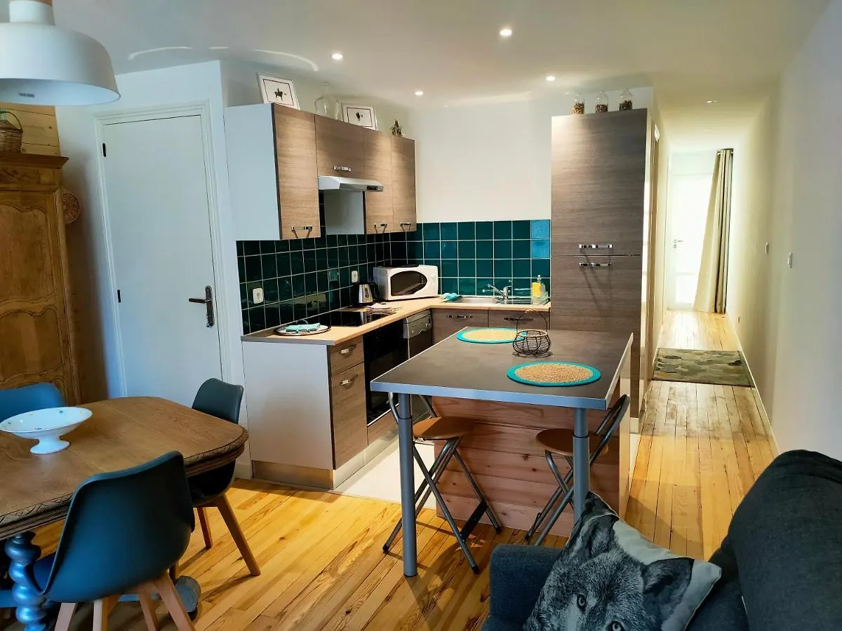 Appartement T1Bis Tout Confort Bagneres-de-Luchon Apartment